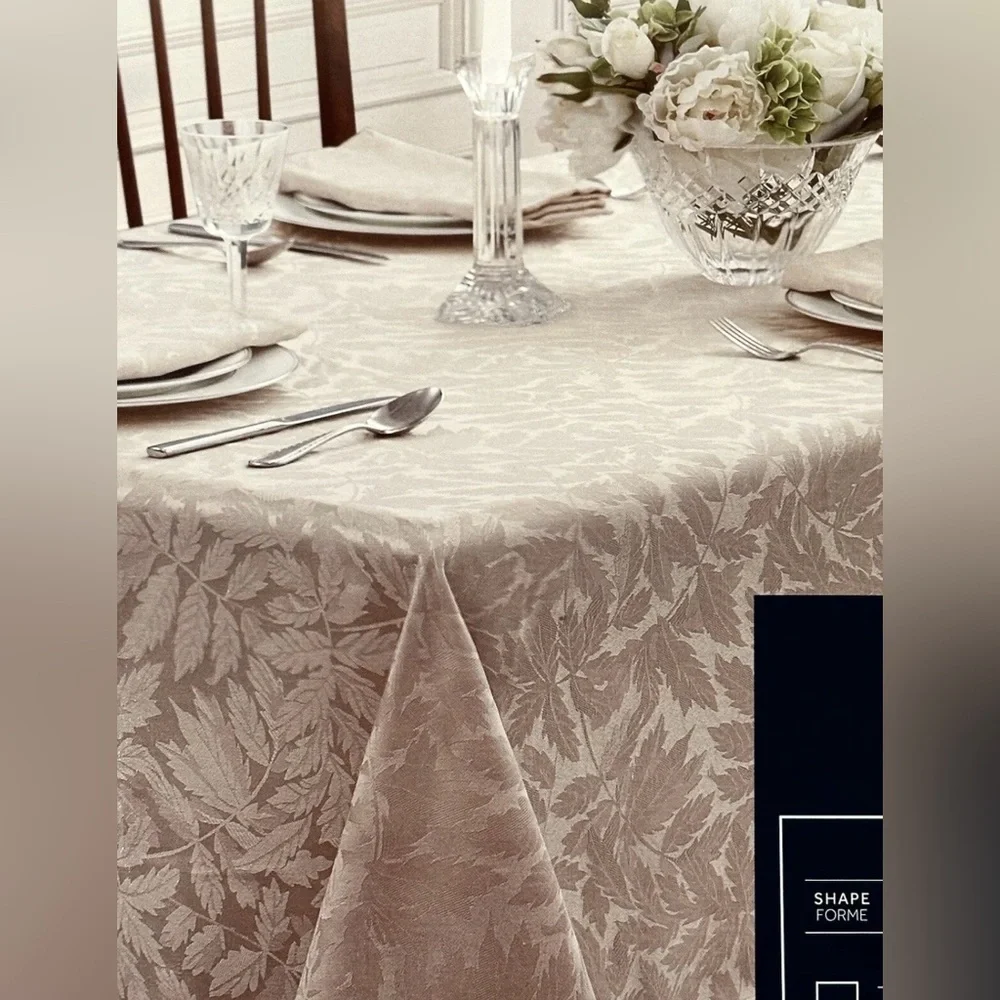 NWT WATERFORD TABLECLOTH 70 X 102 OBLONG TRALEE CHAMPAGNE LEAVES LUXURY